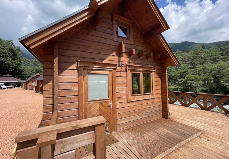 フォレストドーム付知峡の犬と泊まれるログハウス