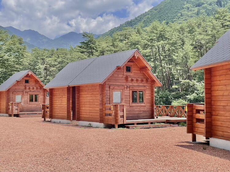 フォレストドーム付知峡のログハウス